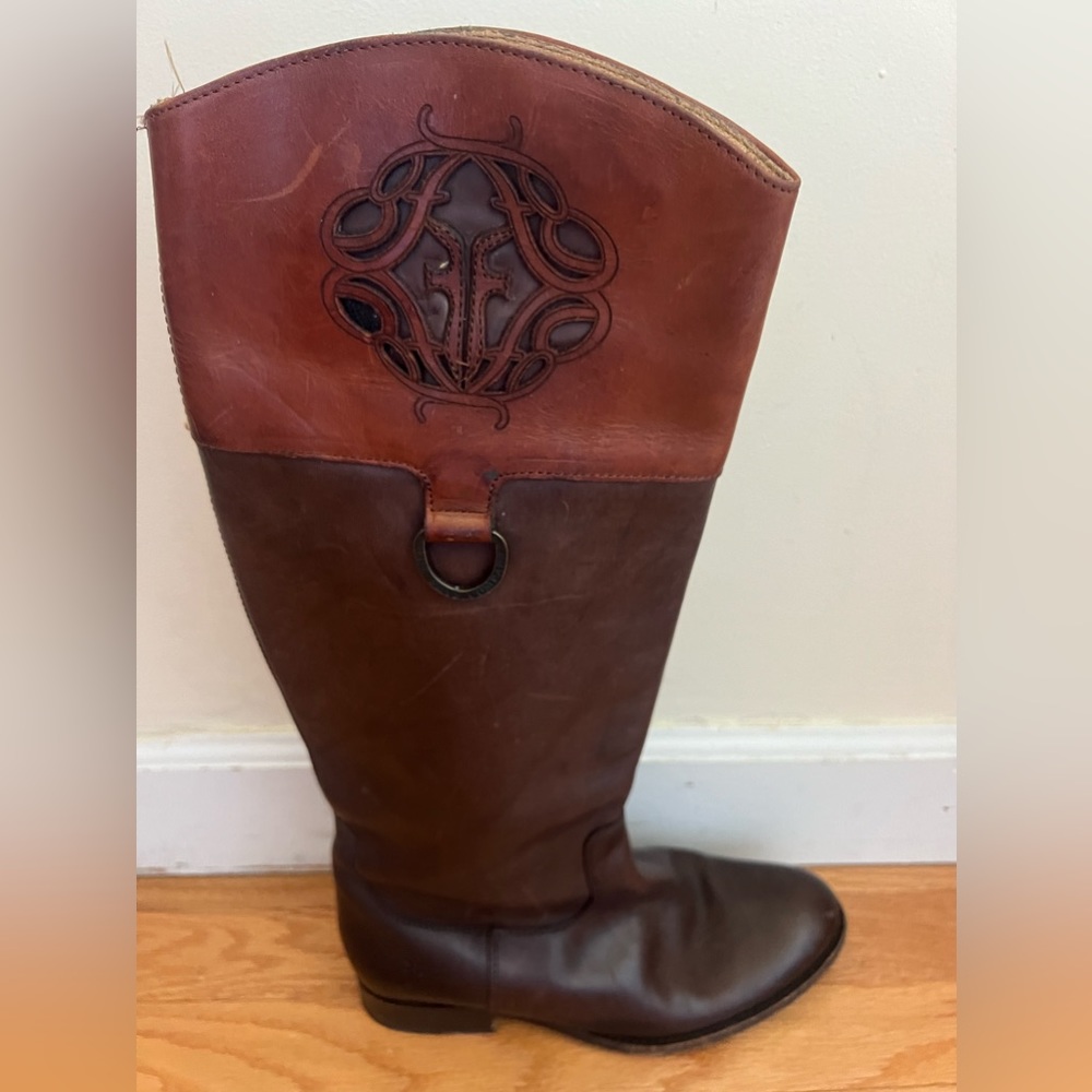 Frye Monogram Melissa Riding Boot 9B